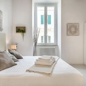 Maison d'hôtes White Ostilia 